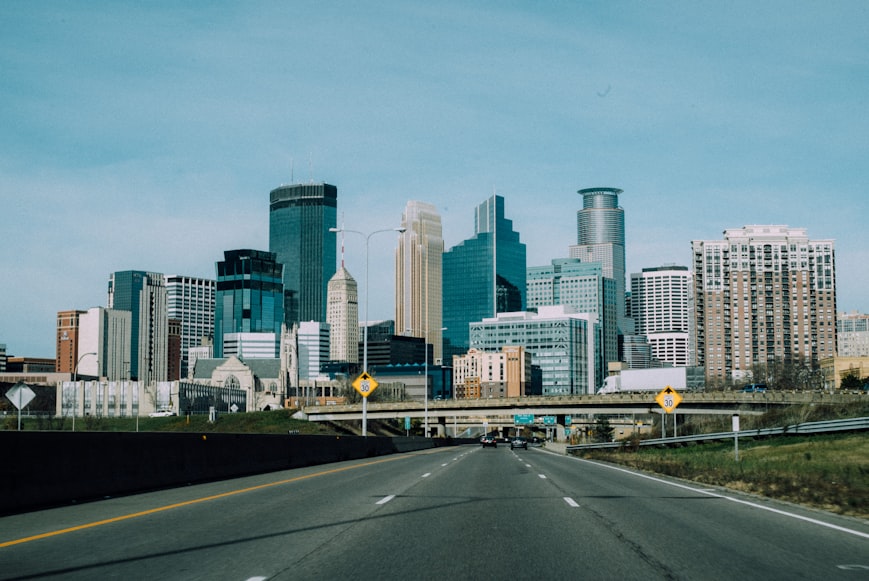 Navigating Minneapolis Neighborhoods Guide to a Seamless Move 2026