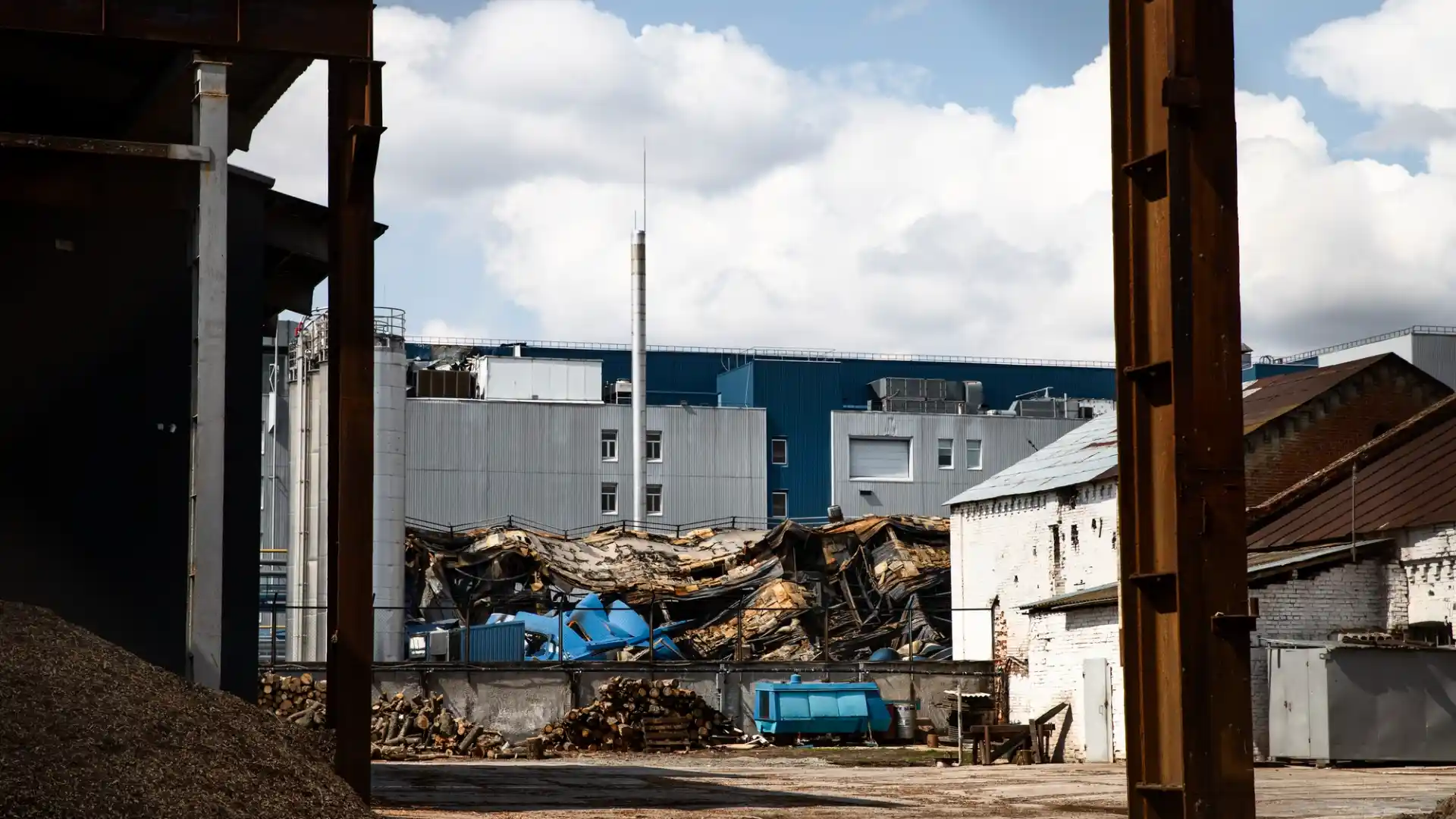 Smart Debris Management Strategies for Large Residential Renovation Projects