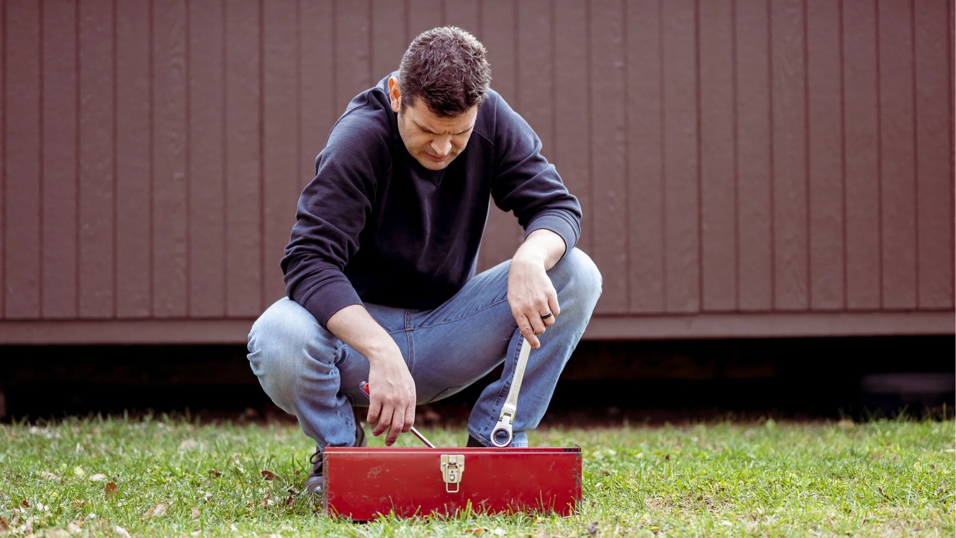 Early Warning Signs You May Need Home Foundation Repair in Owosso
