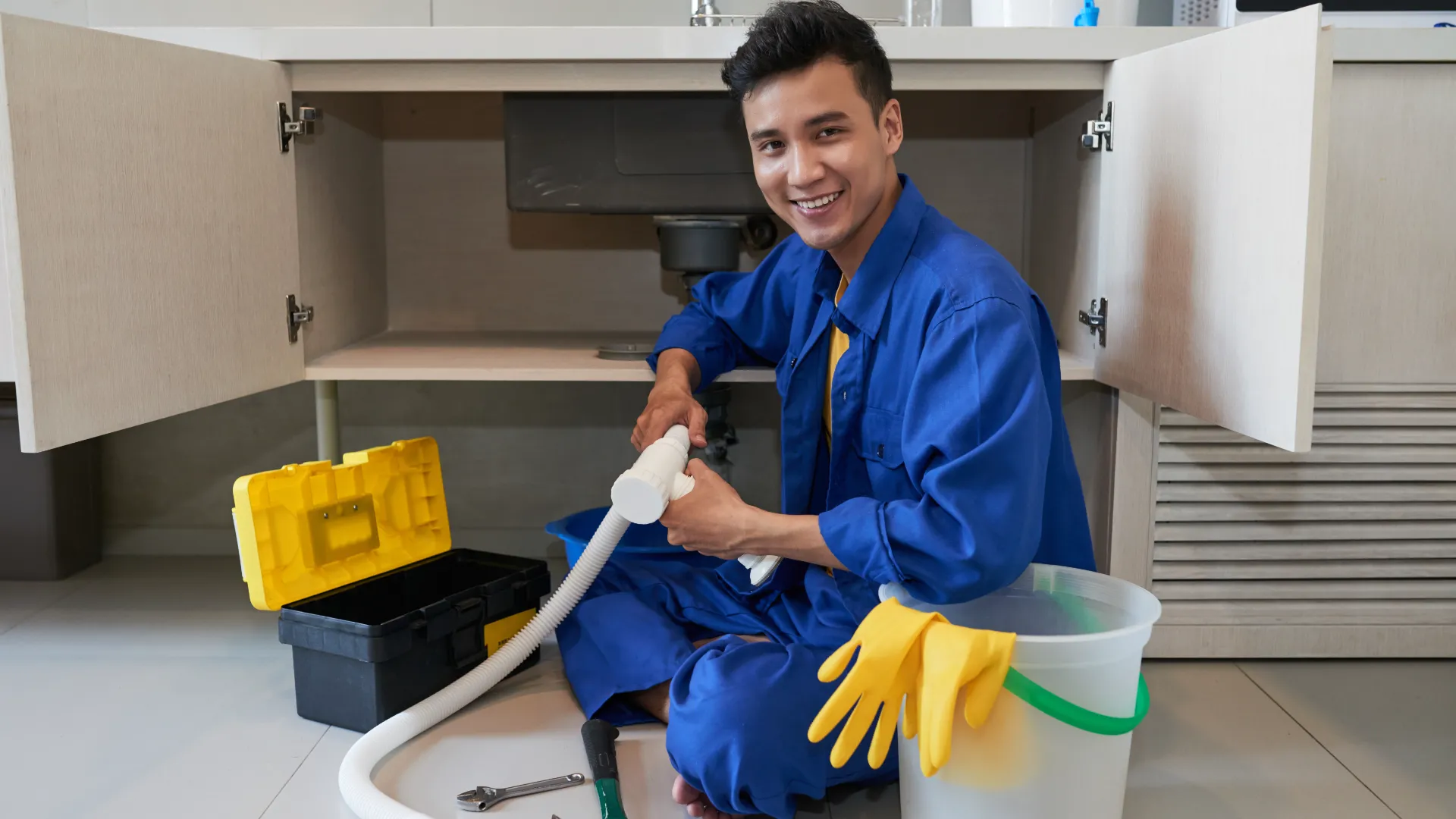 Plumbing Companies Near Me: How to Find the Right Plumbing Service for Your Home