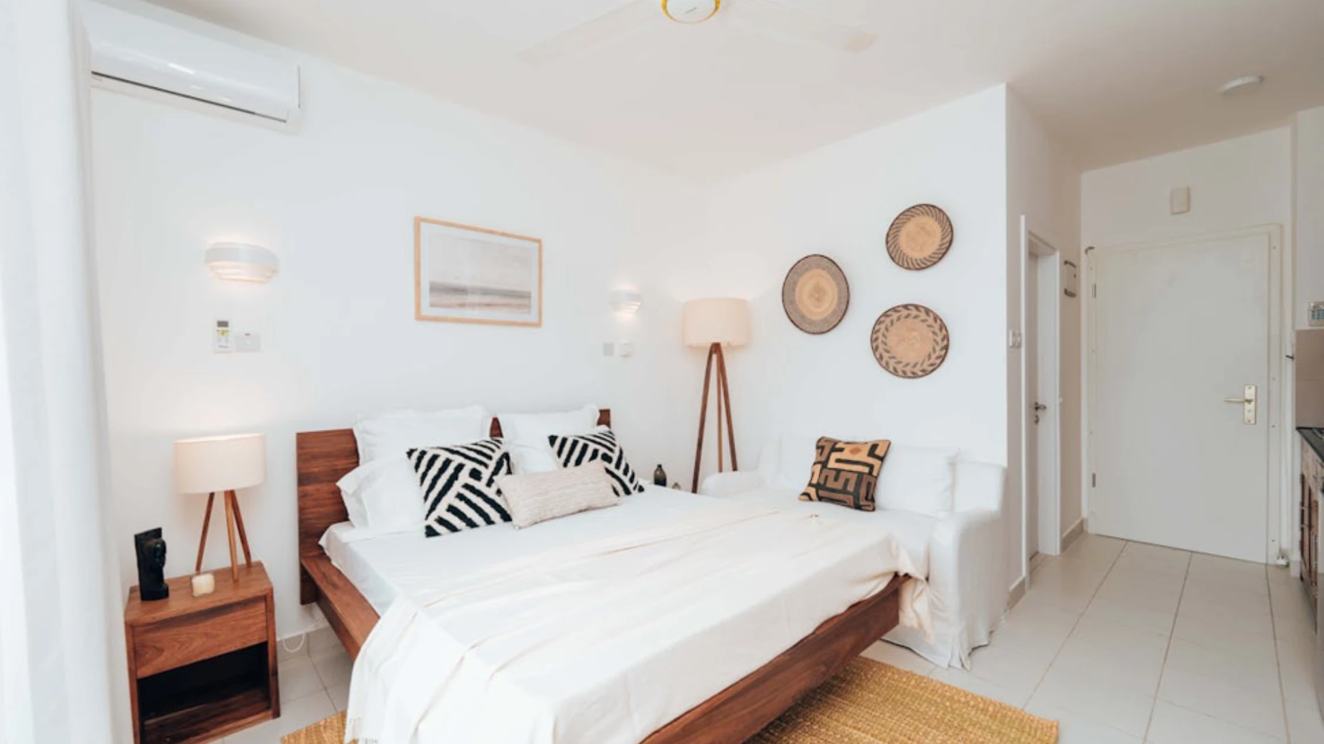 The Science Behind Why Certain Homes Feel Instantly Welcoming